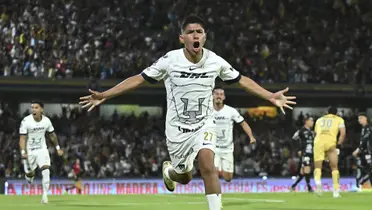 Piero Quispe celebrando su primer gol en Pumas UNAM. (Foto: Difusión)