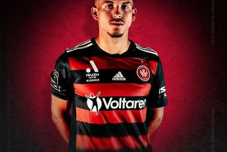Aydan Hammond como nuevo jugador del Western Sidney Wanderers.