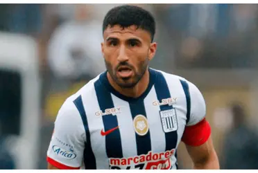 Alianza Lima debutó en la Copa Libertadores con un empate sin goles ante el brasileño Athletico Paranaense.