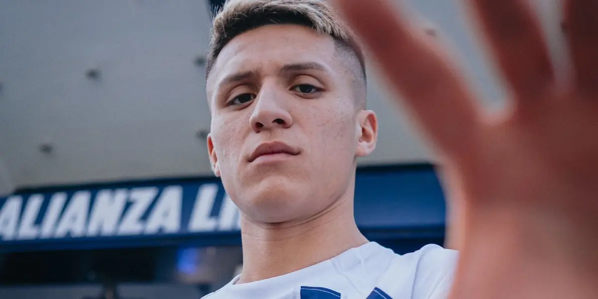 Catriel Cabellos llega a préstamo a Alianza Lima con opción a compra.