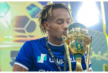 El delantero peruano jugó los noventa minutos en la consagración de Al Hilal en la Copa del Rey de Campeones.