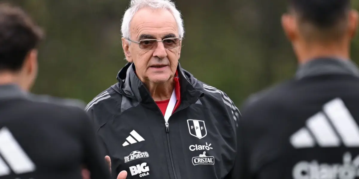 El lateral danés está en un gran nivel, pero para el uruguayo no puede ser titular