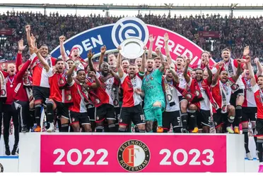Feyenoord se coronó campeón de la Eredivisie tras superar por 3-0 a los Go Ahead Eagles.