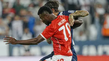 Jimy Valoyes y Paolo Guerrero (Foto: Liga 1).