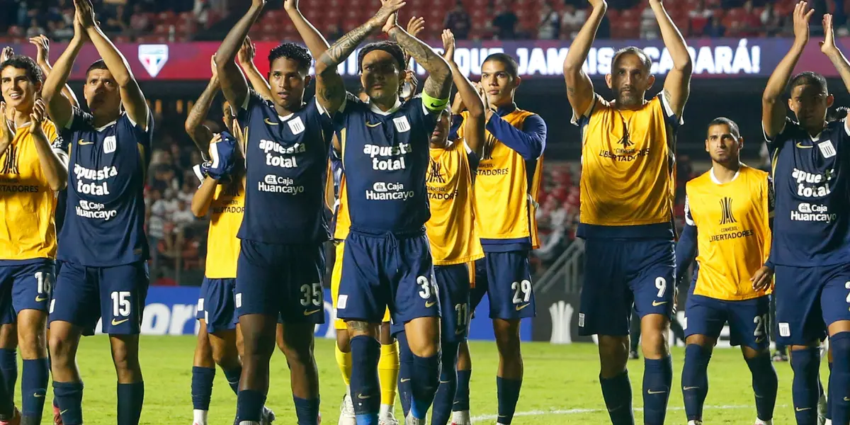 Jugadores de Alianza Lima saludando al pública (Foto: Conmebol Libertadores).
