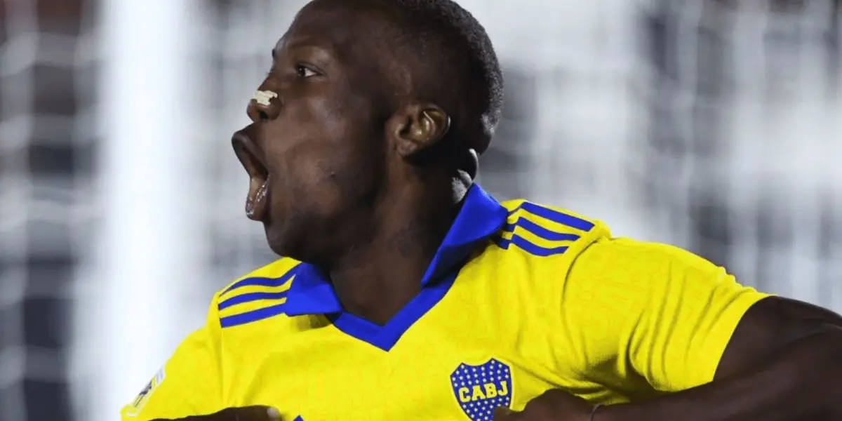Luis Advíncula como jugador de Boca Juniors. (Foto: Boca Juniors)