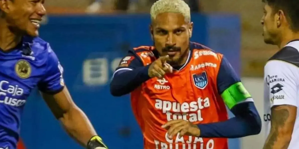 Paolo Guerrero como jugador de la UCV / Foto: UCV