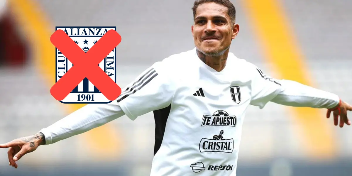 Paolo Guerrero con el buzo de la Selección Peruana.