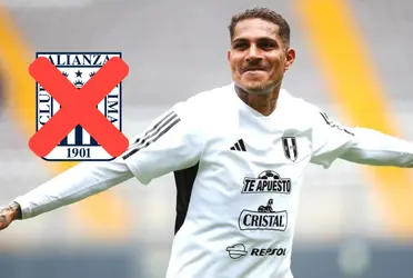 Paolo Guerrero con el buzo de la Selección Peruana.