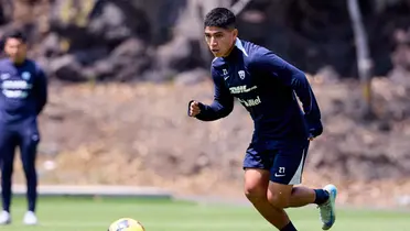 Piero Quispe en el entrenamiento de Pumas (Foto: Pumas).