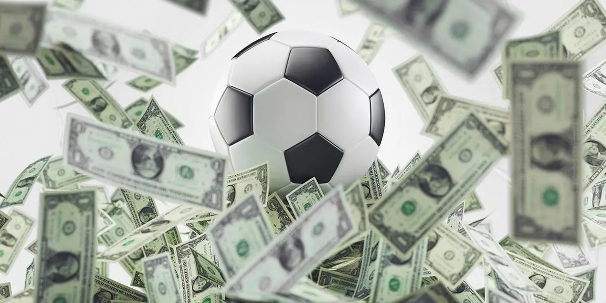 Roberto Silva reveló que jugador fue amenazado con un arma para favorecer amaño de partido.