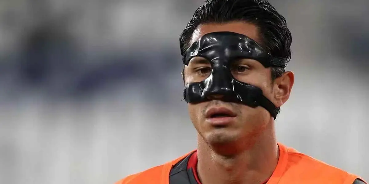 Una de las dudas de muchos seguidores de la Bicolor es hasta cuándo ‘Lapagol’ usará la máscara, hoy el delantero dio una respuesta.